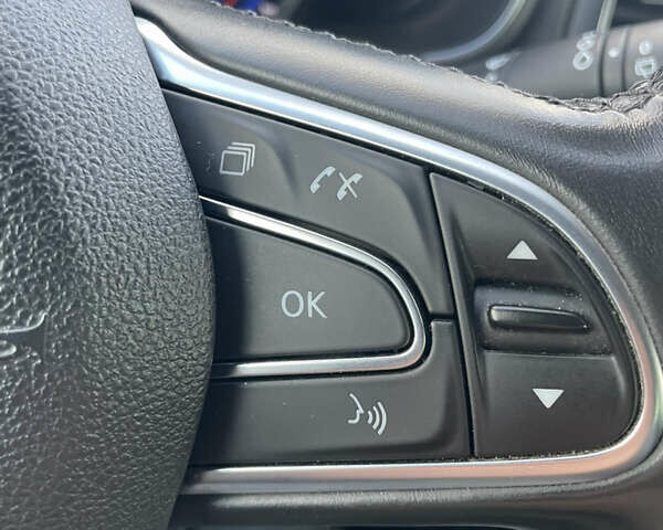 Чорний Рено Меган, об'ємом двигуна 1.46 л та пробігом 186 тис. км за 16600 $, фото 24 на Automoto.ua