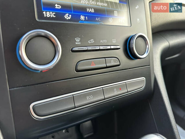 Чорний Рено Меган, об'ємом двигуна 1.5 л та пробігом 165 тис. км за 14499 $, фото 37 на Automoto.ua