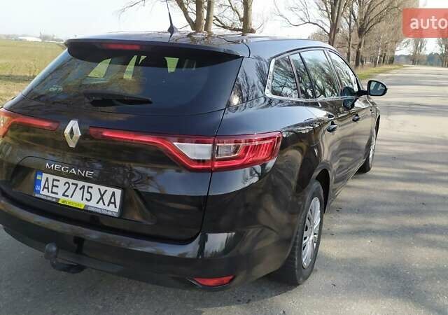 Черный Рено Меган, объемом двигателя 1.39 л и пробегом 142 тыс. км за 12650 $, фото 9 на Automoto.ua