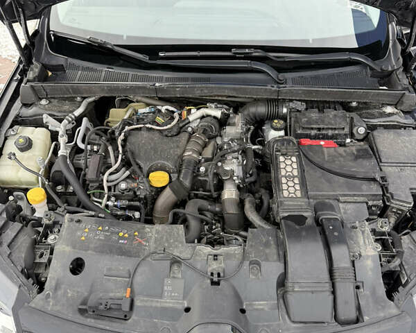 Чорний Рено Меган, об'ємом двигуна 1.46 л та пробігом 193 тис. км за 16300 $, фото 16 на Automoto.ua