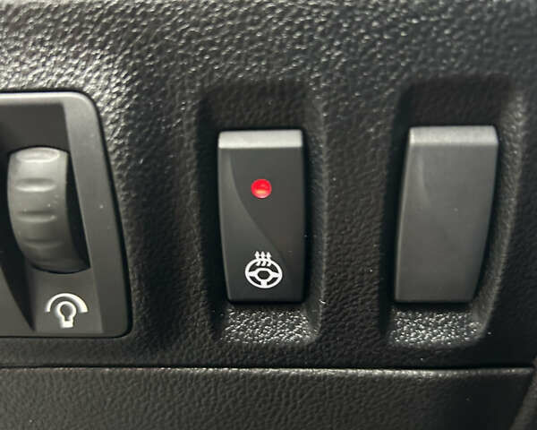 Чорний Рено Меган, об'ємом двигуна 1.5 л та пробігом 195 тис. км за 17700 $, фото 7 на Automoto.ua