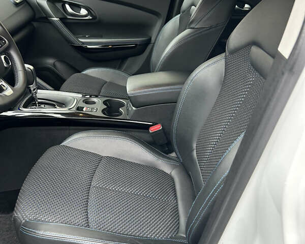 Чорний Рено Меган, об'ємом двигуна 1.5 л та пробігом 184 тис. км за 20500 $, фото 12 на Automoto.ua