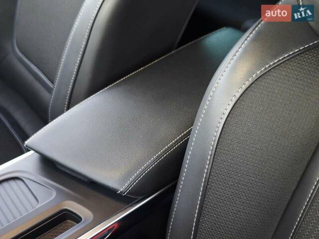 Черный Рено Меган, объемом двигателя 1.5 л и пробегом 176 тыс. км за 18900 $, фото 25 на Automoto.ua