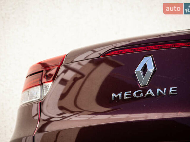 Рено Меган 2012 в Львове на Automoto.ua Фиолетовый Рено Меган, объемом двигателя 0 л и пробегом 167 тыс. км за 9000 $, фото 13 на Automoto.ua