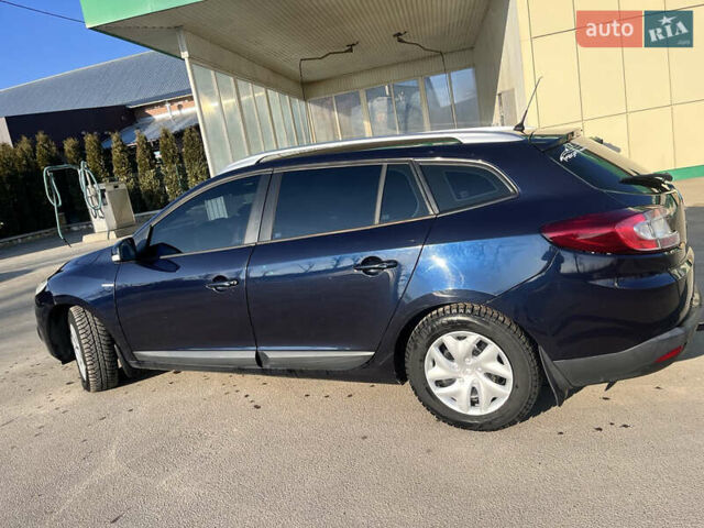 Фиолетовый Рено Меган, объемом двигателя 1.46 л и пробегом 278 тыс. км за 6900 $, фото 2 на Automoto.ua