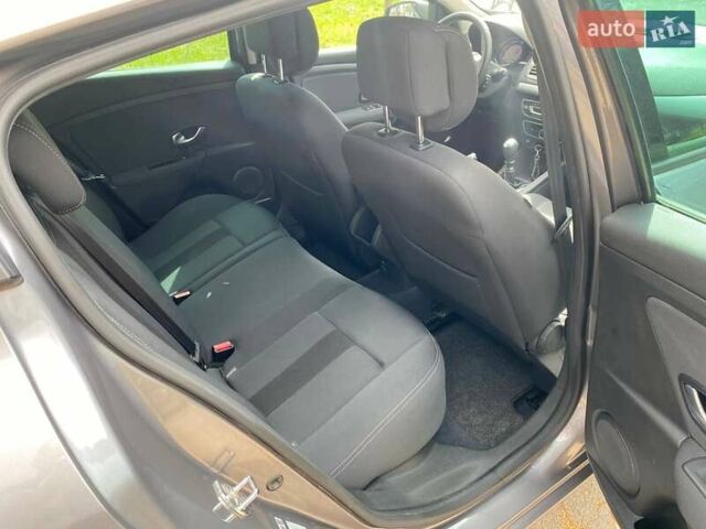 Коричневий Рено Меган, об'ємом двигуна 1.6 л та пробігом 240 тис. км за 6200 $, фото 14 на Automoto.ua