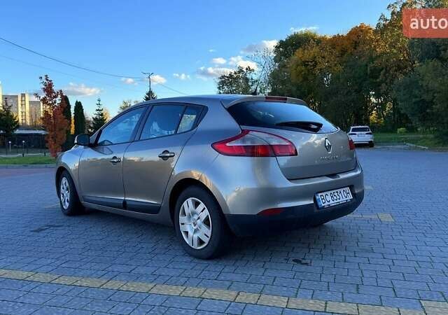 Рено Меган 2009 в Львове на Automoto.ua Коричневый Рено Меган, объемом двигателя 1.5 л и пробегом 271 тыс. км за 6300 $, фото 5 на Automoto.ua