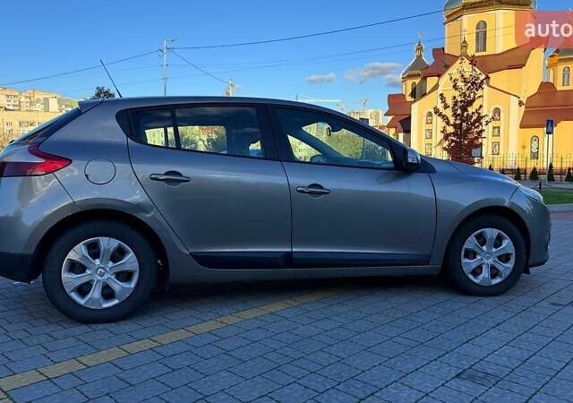 Рено Меган 2009 в Львове на Automoto.ua Коричневый Рено Меган, объемом двигателя 1.5 л и пробегом 271 тыс. км за 6300 $, фото 15 на Automoto.ua