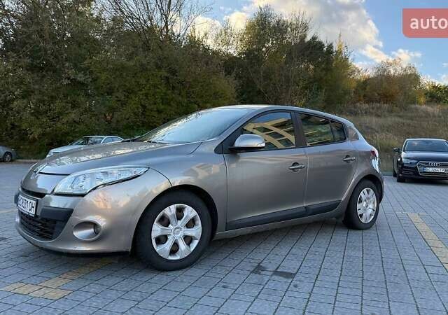 Рено Меган 2009 в Львове на Automoto.ua Коричневый Рено Меган, объемом двигателя 1.5 л и пробегом 271 тыс. км за 6300 $, фото 4 на Automoto.ua
