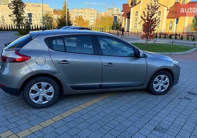 Рено Меган 2009 в Львове на Automoto.ua Коричневый Рено Меган, объемом двигателя 1.5 л и пробегом 271 тыс. км за 6300 $, фото 9 на Automoto.ua