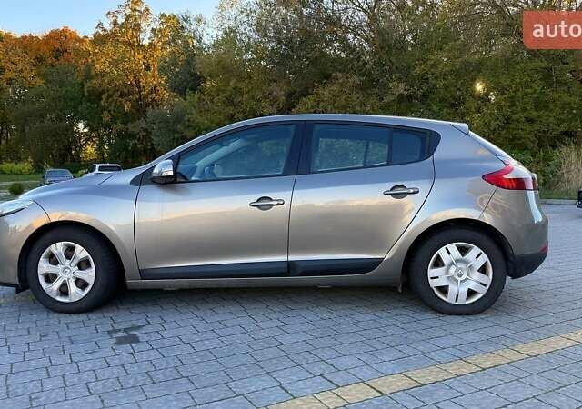 Рено Меган 2009 в Львове на Automoto.ua Коричневый Рено Меган, объемом двигателя 1.5 л и пробегом 271 тыс. км за 6300 $, фото 6 на Automoto.ua