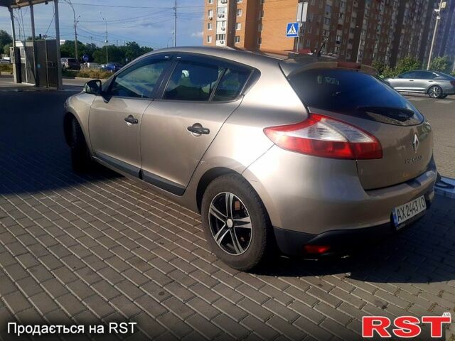 Коричневый Рено Меган, объемом двигателя 1.6 л и пробегом 296 тыс. км за 4800 $, фото 3 на Automoto.ua