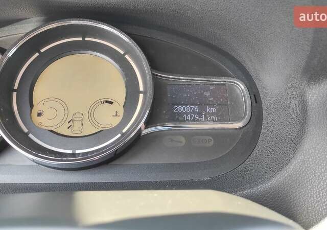Рено Меган 2012 в Луцке на Automoto.ua Коричневый Рено Меган, объемом двигателя 1.46 л и пробегом 280 тыс. км за 8000 $, фото 5 на Automoto.ua