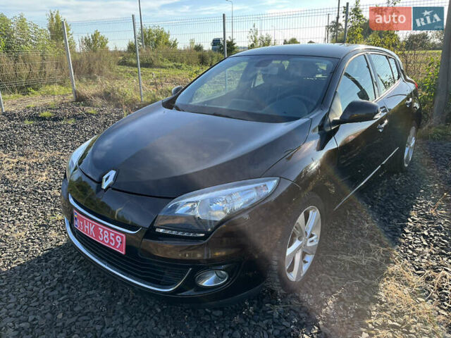 Коричневий Рено Меган, об'ємом двигуна 1.46 л та пробігом 200 тис. км за 7200 $, фото 2 на Automoto.ua