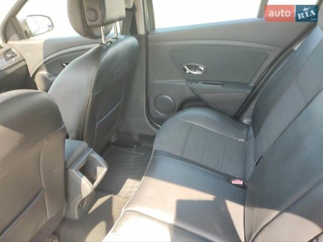 Рено Меган 2012 в Луцке на Automoto.ua Коричневый Рено Меган, объемом двигателя 1.46 л и пробегом 280 тыс. км за 8000 $, фото 10 на Automoto.ua