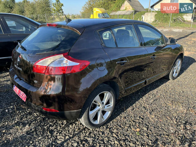 Коричневий Рено Меган, об'ємом двигуна 0 л та пробігом 199 тис. км за 7500 $, фото 4 на Automoto.ua