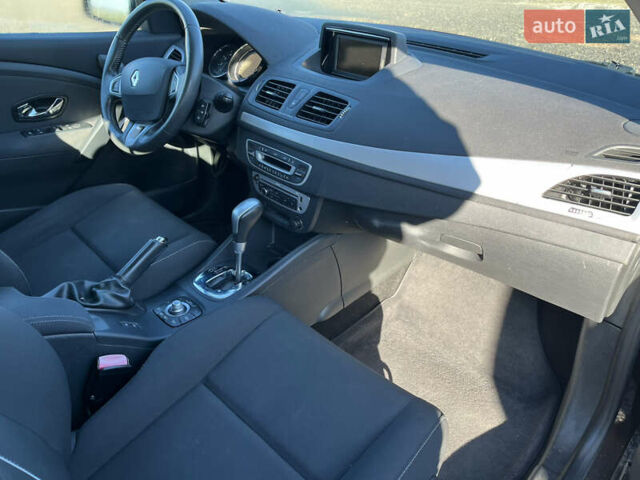 Коричневий Рено Меган, об'ємом двигуна 0 л та пробігом 199 тис. км за 7500 $, фото 6 на Automoto.ua