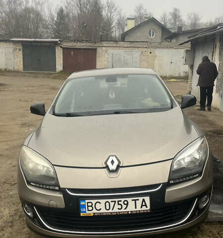 Коричневый Рено Меган, объемом двигателя 1.46 л и пробегом 248 тыс. км за 7000 $, фото 13 на Automoto.ua