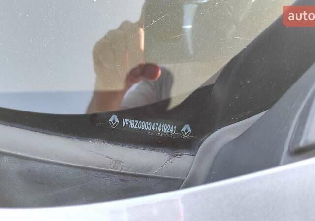 Рено Меган 2012 в Луцке на Automoto.ua Коричневый Рено Меган, объемом двигателя 1.46 л и пробегом 280 тыс. км за 8000 $, фото 6 на Automoto.ua