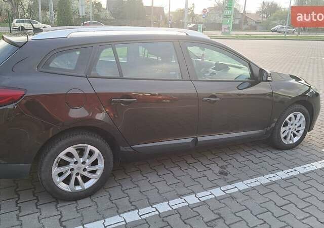 Коричневый Рено Меган, объемом двигателя 1.5 л и пробегом 209 тыс. км за 8900 $, фото 3 на Automoto.ua