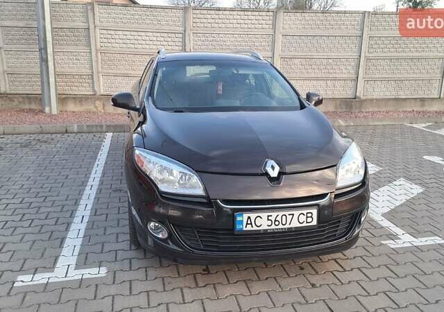 Коричневый Рено Меган, объемом двигателя 1.5 л и пробегом 209 тыс. км за 8900 $, фото 14 на Automoto.ua