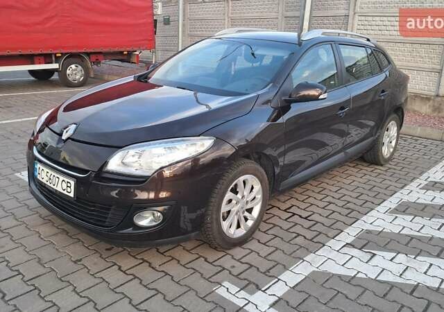 Коричневый Рено Меган, объемом двигателя 1.5 л и пробегом 209 тыс. км за 8900 $, фото 17 на Automoto.ua