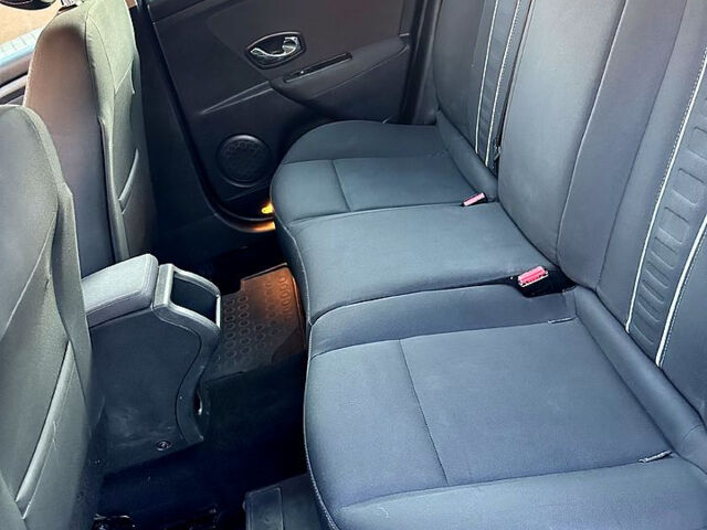 Рено Меган 2013 в Днепре (Днепропетровске) на Automoto.ua Коричневый Рено Меган, объемом двигателя 1.6 л и пробегом 244 тыс. км за 8500 $, фото 10 на Automoto.ua