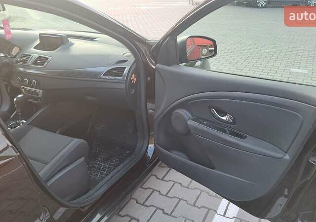 Коричневый Рено Меган, объемом двигателя 1.5 л и пробегом 209 тыс. км за 8900 $, фото 2 на Automoto.ua