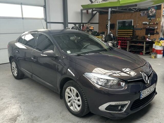 Коричневый Рено Меган, объемом двигателя 1.5 л и пробегом 167 тыс. км за 8800 $, фото 1 на Automoto.ua