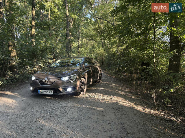 Коричневий Рено Меган, об'ємом двигуна 1.46 л та пробігом 166 тис. км за 13700 $, фото 11 на Automoto.ua