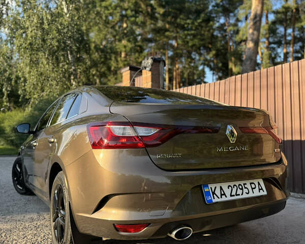 Коричневий Рено Меган, об'ємом двигуна 1.46 л та пробігом 166 тис. км за 13700 $, фото 27 на Automoto.ua