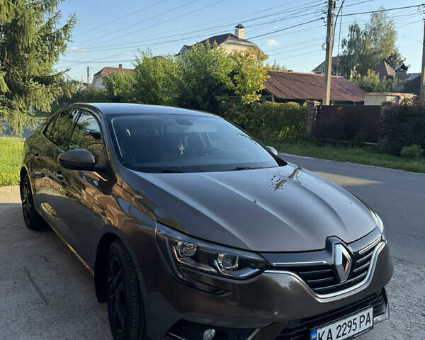 Коричневий Рено Меган, об'ємом двигуна 1.46 л та пробігом 166 тис. км за 13700 $, фото 10 на Automoto.ua