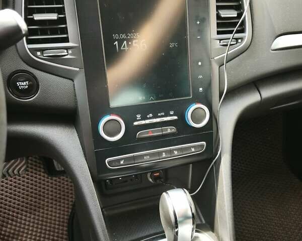 Коричневий Рено Меган, об'ємом двигуна 1.2 л та пробігом 135 тис. км за 11200 $, фото 6 на Automoto.ua