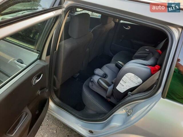 Коричневий Рено Меган, об'ємом двигуна 1.6 л та пробігом 242 тис. км за 4500 $, фото 9 на Automoto.ua