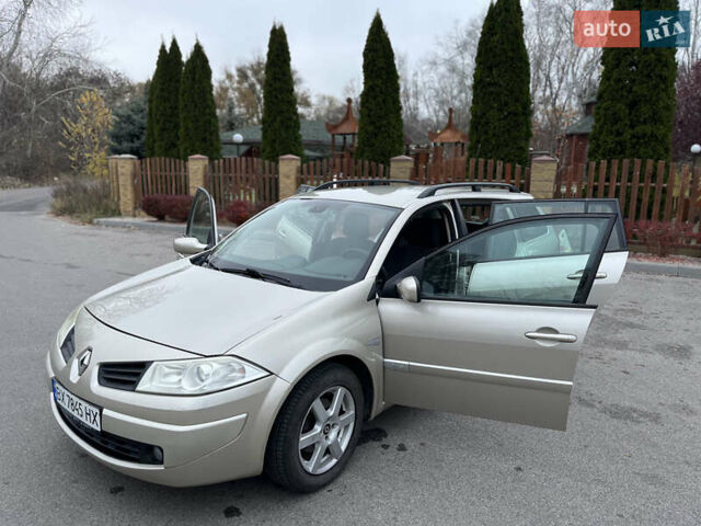 Коричневый Рено Меган, объемом двигателя 1.6 л и пробегом 210 тыс. км за 6000 $, фото 5 на Automoto.ua