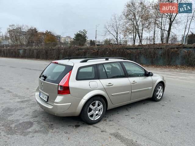 Коричневый Рено Меган, объемом двигателя 1.6 л и пробегом 210 тыс. км за 6000 $, фото 16 на Automoto.ua