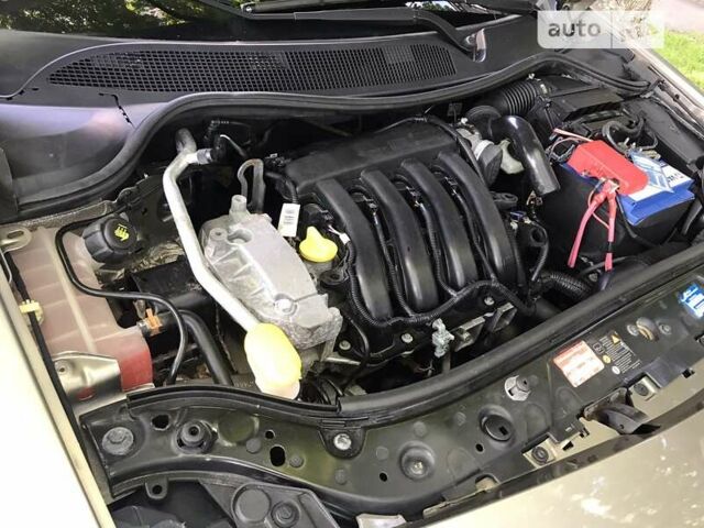Коричневый Рено Меган, объемом двигателя 1.6 л и пробегом 142 тыс. км за 6500 $, фото 24 на Automoto.ua