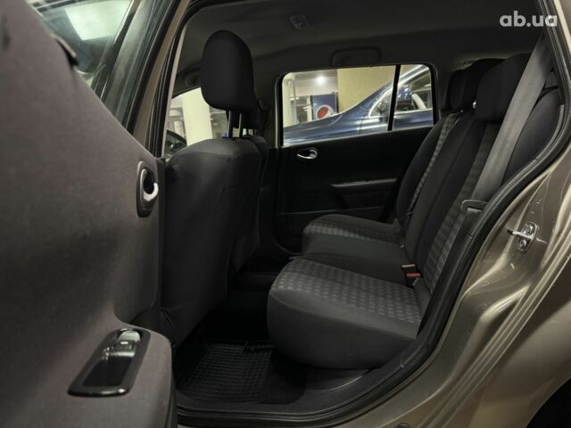 Коричневый Рено Меган, объемом двигателя 0 л и пробегом 181 тыс. км за 5800 $, фото 7 на Automoto.ua