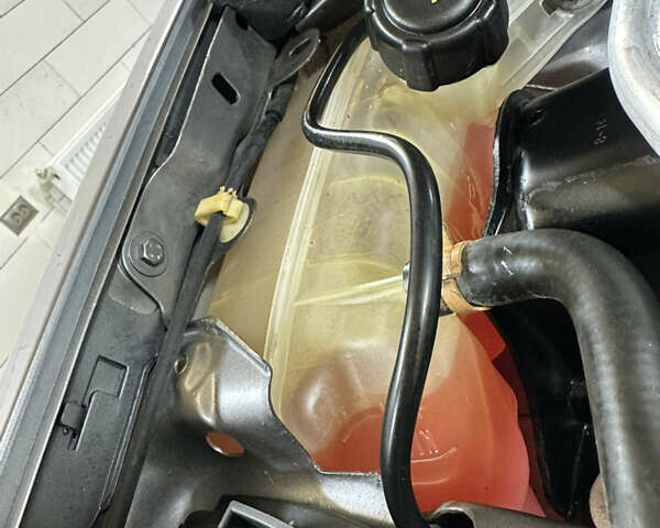 Коричневий Рено Меган, об'ємом двигуна 1.6 л та пробігом 130 тис. км за 5999 $, фото 40 на Automoto.ua