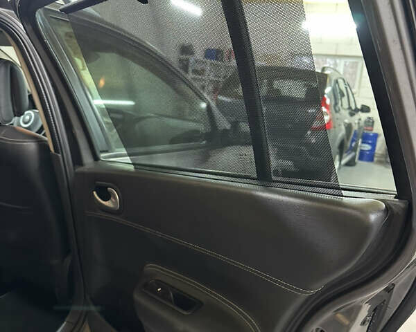 Коричневий Рено Меган, об'ємом двигуна 1.6 л та пробігом 130 тис. км за 5999 $, фото 16 на Automoto.ua