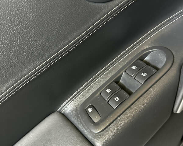 Коричневий Рено Меган, об'ємом двигуна 1.6 л та пробігом 130 тис. км за 5999 $, фото 33 на Automoto.ua