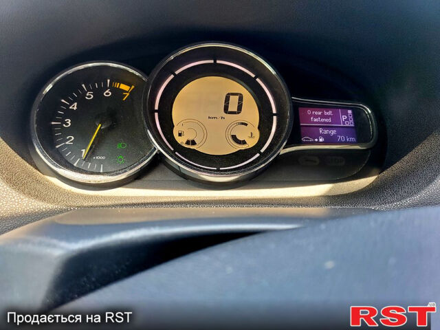 Коричневый Рено Меган, объемом двигателя 2 л и пробегом 174 тыс. км за 6500 $, фото 1 на Automoto.ua