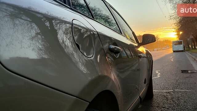 Коричневый Рено Меган, объемом двигателя 1.6 л и пробегом 213 тыс. км за 6500 $, фото 9 на Automoto.ua