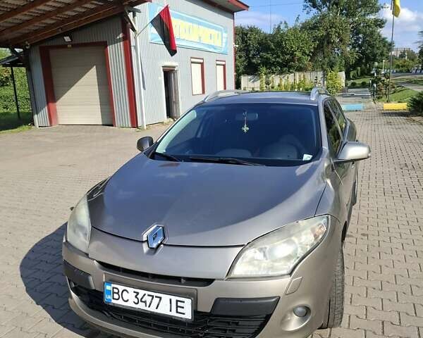 Коричневий Рено Меган, об'ємом двигуна 1.5 л та пробігом 270 тис. км за 5499 $, фото 14 на Automoto.ua