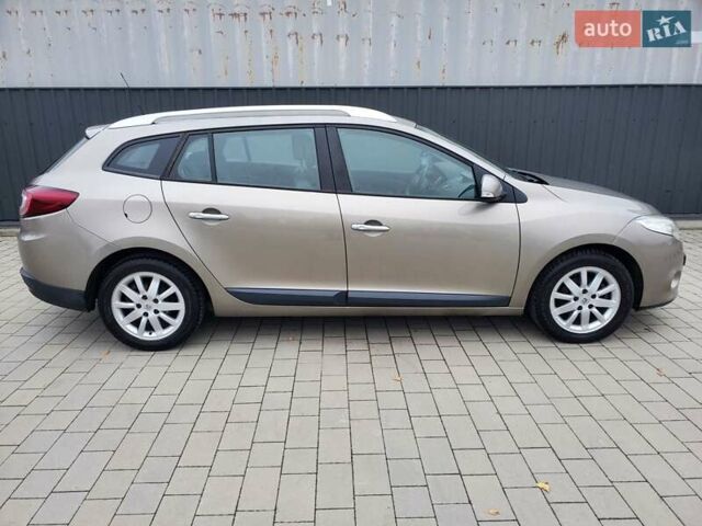 Коричневый Рено Меган, объемом двигателя 2 л и пробегом 176 тыс. км за 6900 $, фото 31 на Automoto.ua