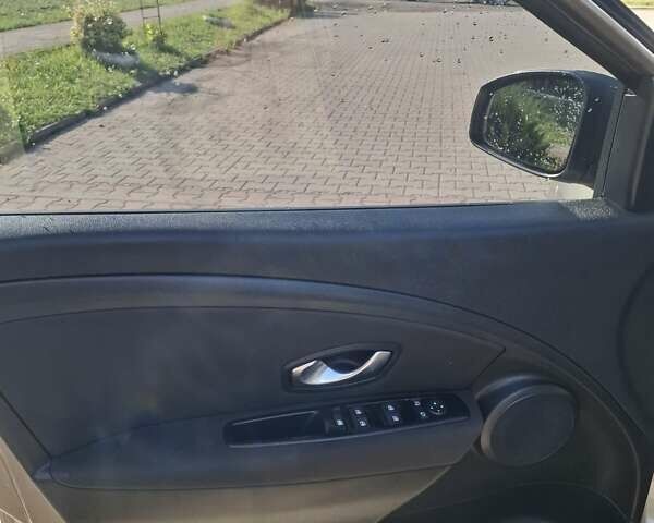 Коричневий Рено Меган, об'ємом двигуна 1.5 л та пробігом 270 тис. км за 5499 $, фото 13 на Automoto.ua