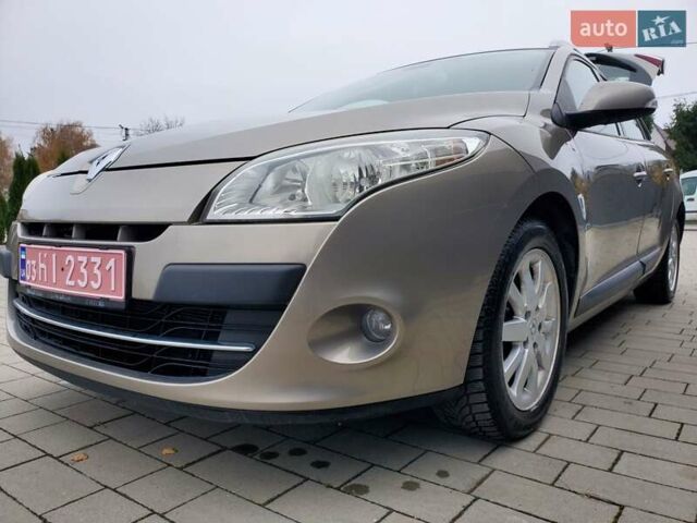 Коричневый Рено Меган, объемом двигателя 2 л и пробегом 176 тыс. км за 6900 $, фото 14 на Automoto.ua