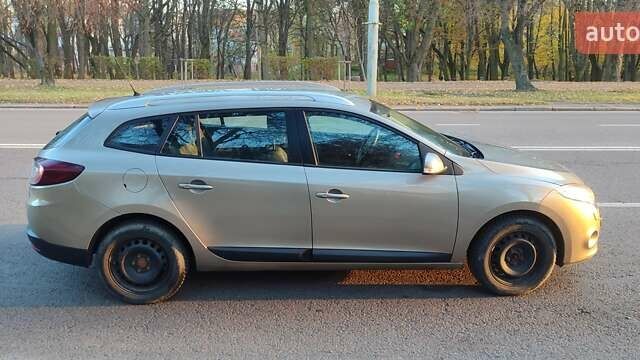 Коричневый Рено Меган, объемом двигателя 1.6 л и пробегом 213 тыс. км за 6500 $, фото 29 на Automoto.ua