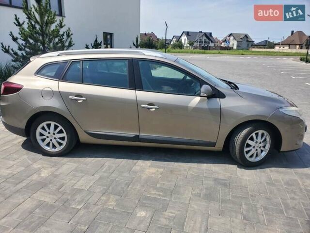 Коричневый Рено Меган, объемом двигателя 2 л и пробегом 174 тыс. км за 7400 $, фото 36 на Automoto.ua