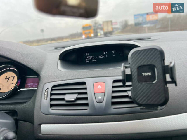 Коричневый Рено Меган, объемом двигателя 1.5 л и пробегом 259 тыс. км за 5899 $, фото 10 на Automoto.ua